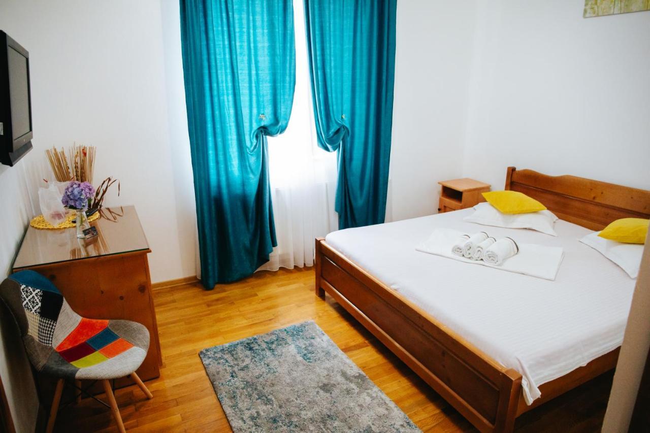 Pensiunea Casa Cristal 塔古玖 外观 照片
